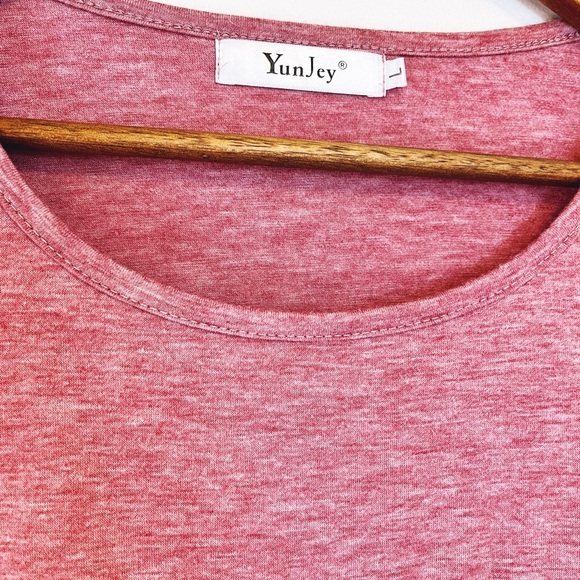 YunJey Colour Blocked Super Soft T-Shirt - Picture 4 of 9